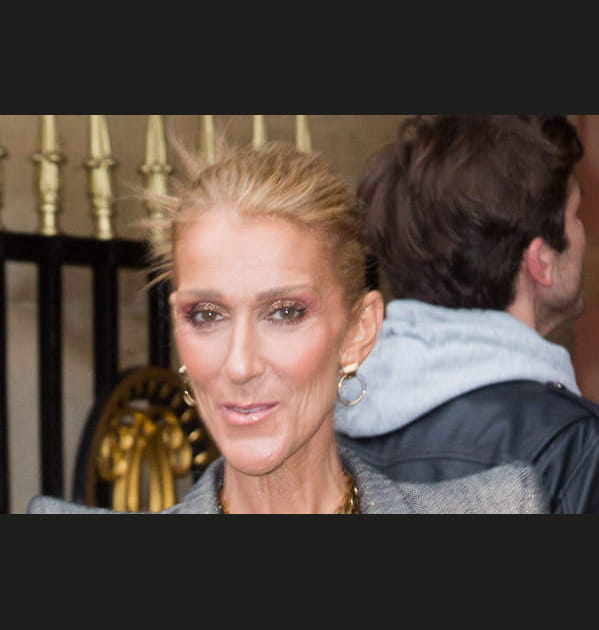 C&eacute;line Dion, d&eacute;contract&eacute;e avec son chignon messy