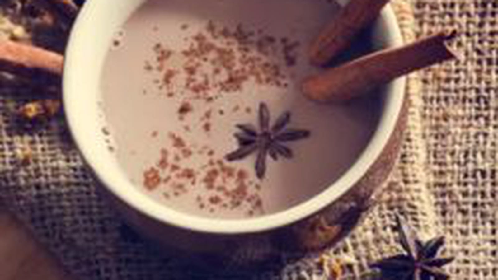 Chocolat chaud à la cannelle