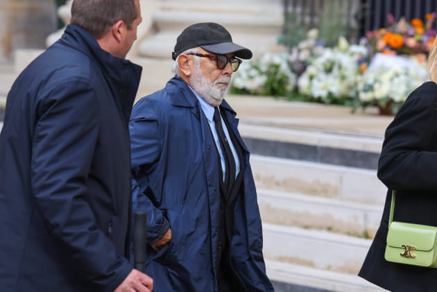 Gérard Jugnot, aux obsèques de Michel Blanc : l'émotion est palpable