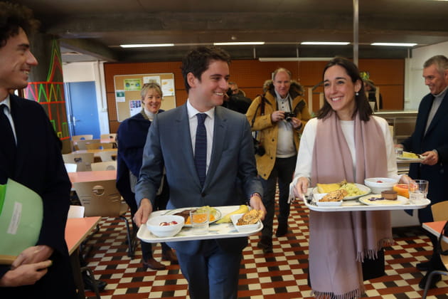 D&eacute;jeuner un peu sp&eacute;cial pour Brune Poirson et Gabriel Attal &agrave; Avignon