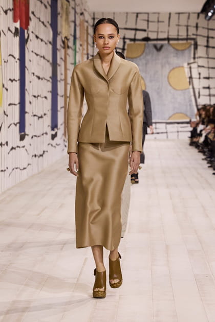 Look 16&nbsp;du d&eacute;fil&eacute;&nbsp;Dior haute couture&nbsp;printemps-&eacute;t&eacute; 2024