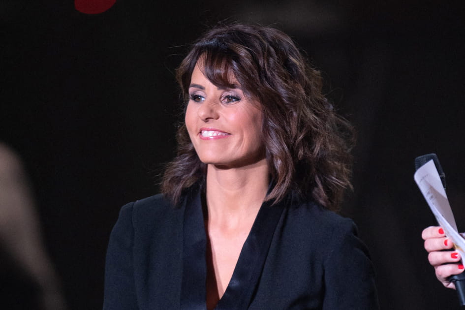 Faustine Bollaert, captivante avec son wavy volumineux