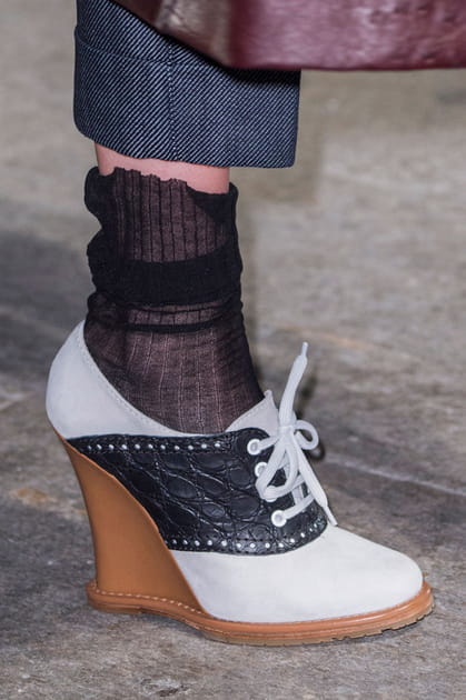 Les richelieus compens&eacute;s du d&eacute;fil&eacute; Bottega Veneta