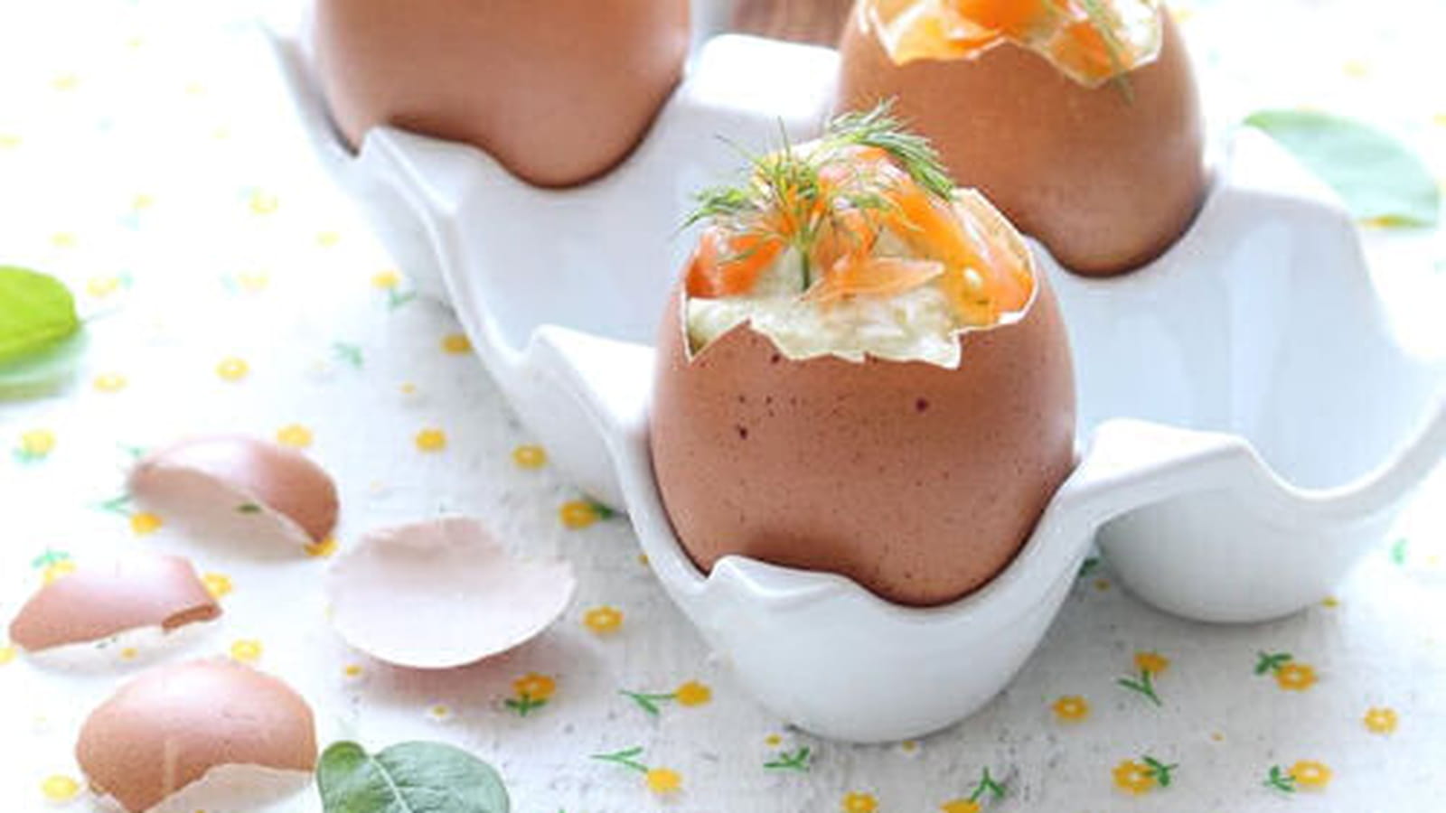 Mousse d'asperges à l'aneth et saumon
