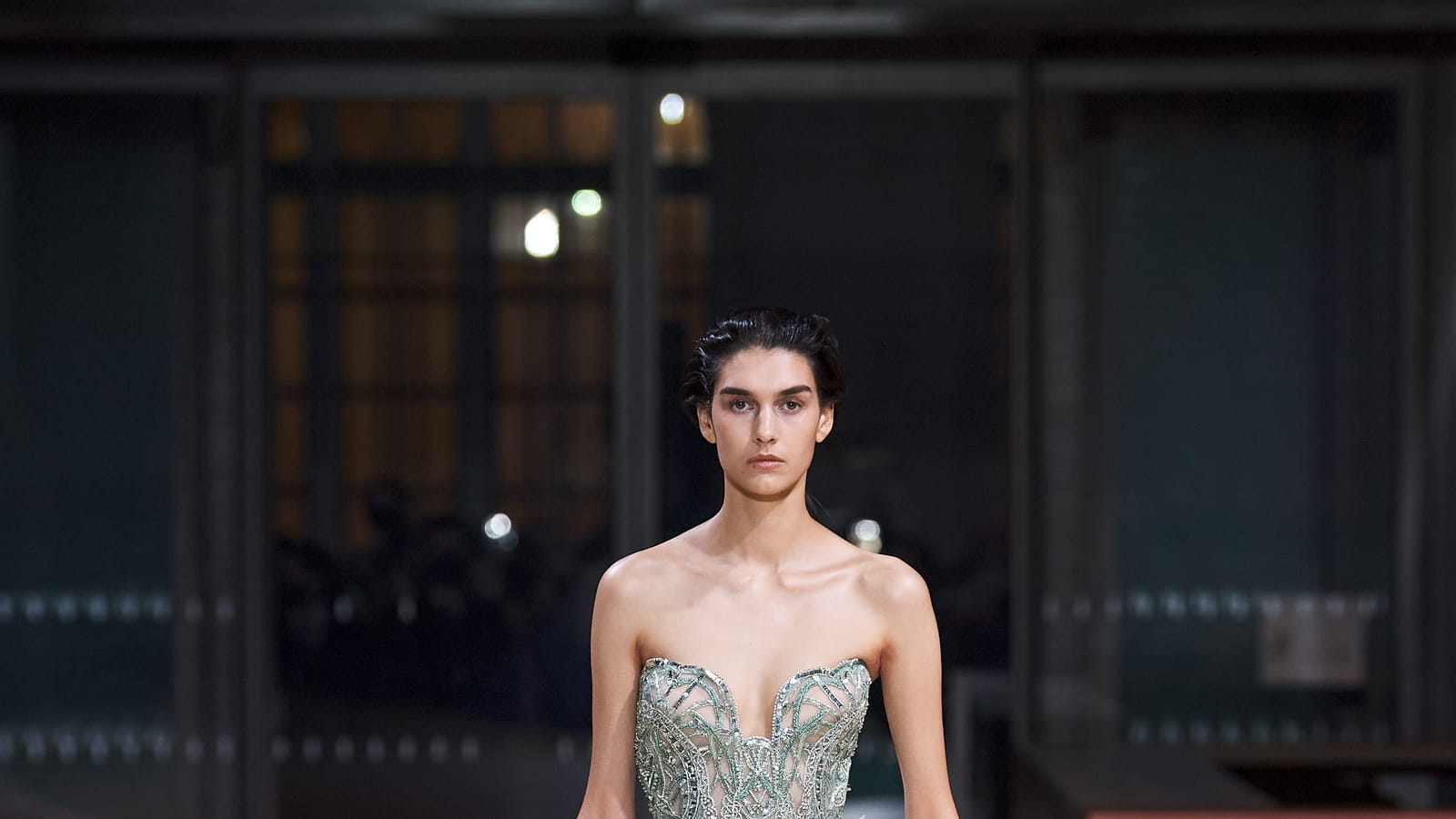 Look 25