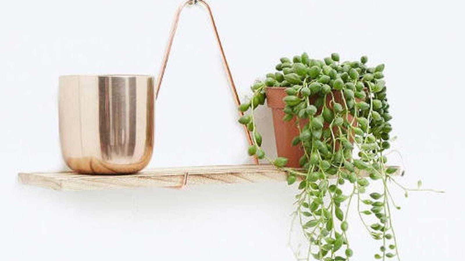 Etagère en cuivre Urban Outfitters