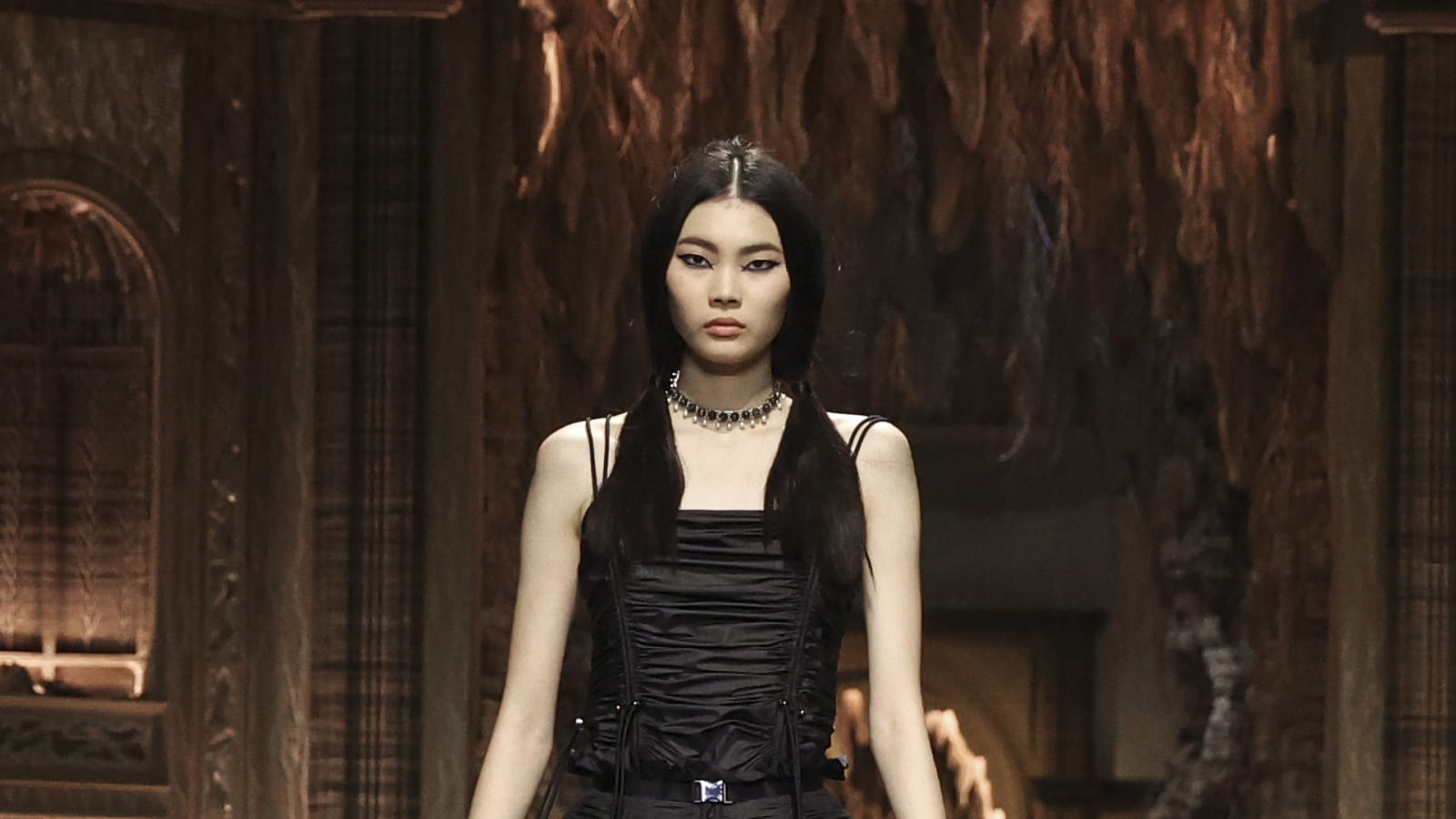 Look 24