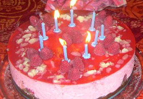 Bavarois aux framboises et gelée de kiwis