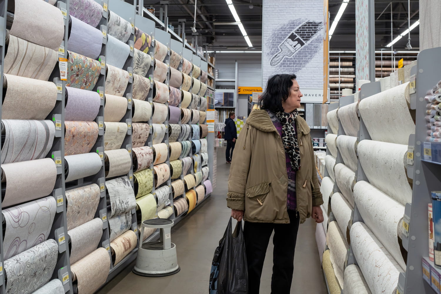 this technique for less than 10 euros transforms walls into unique decor