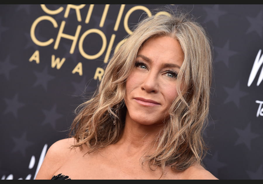 Top&nbsp;: le carr&eacute; wavy de Jennifer Aniston