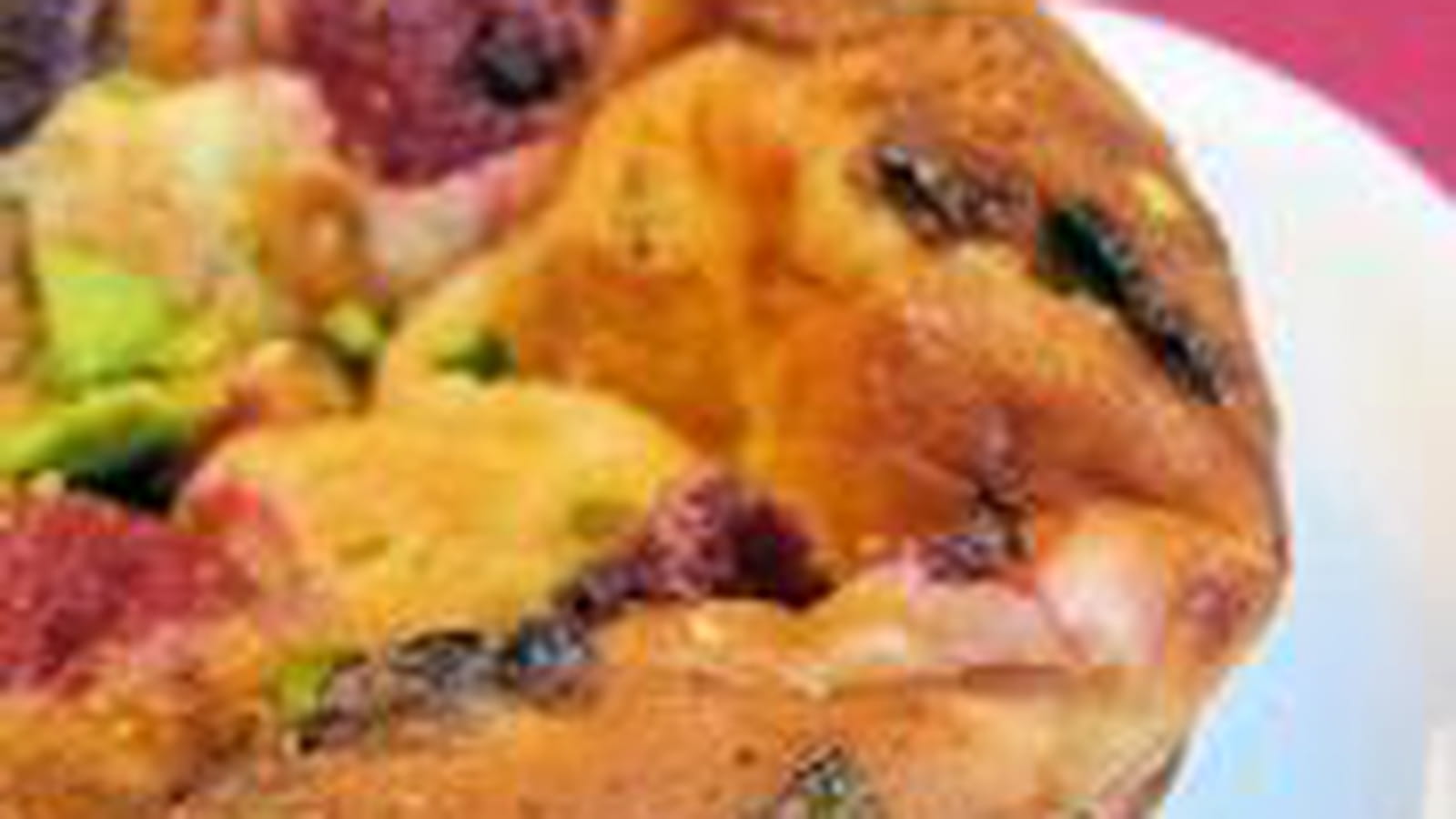 Clafoutis aux framboises et pistaches