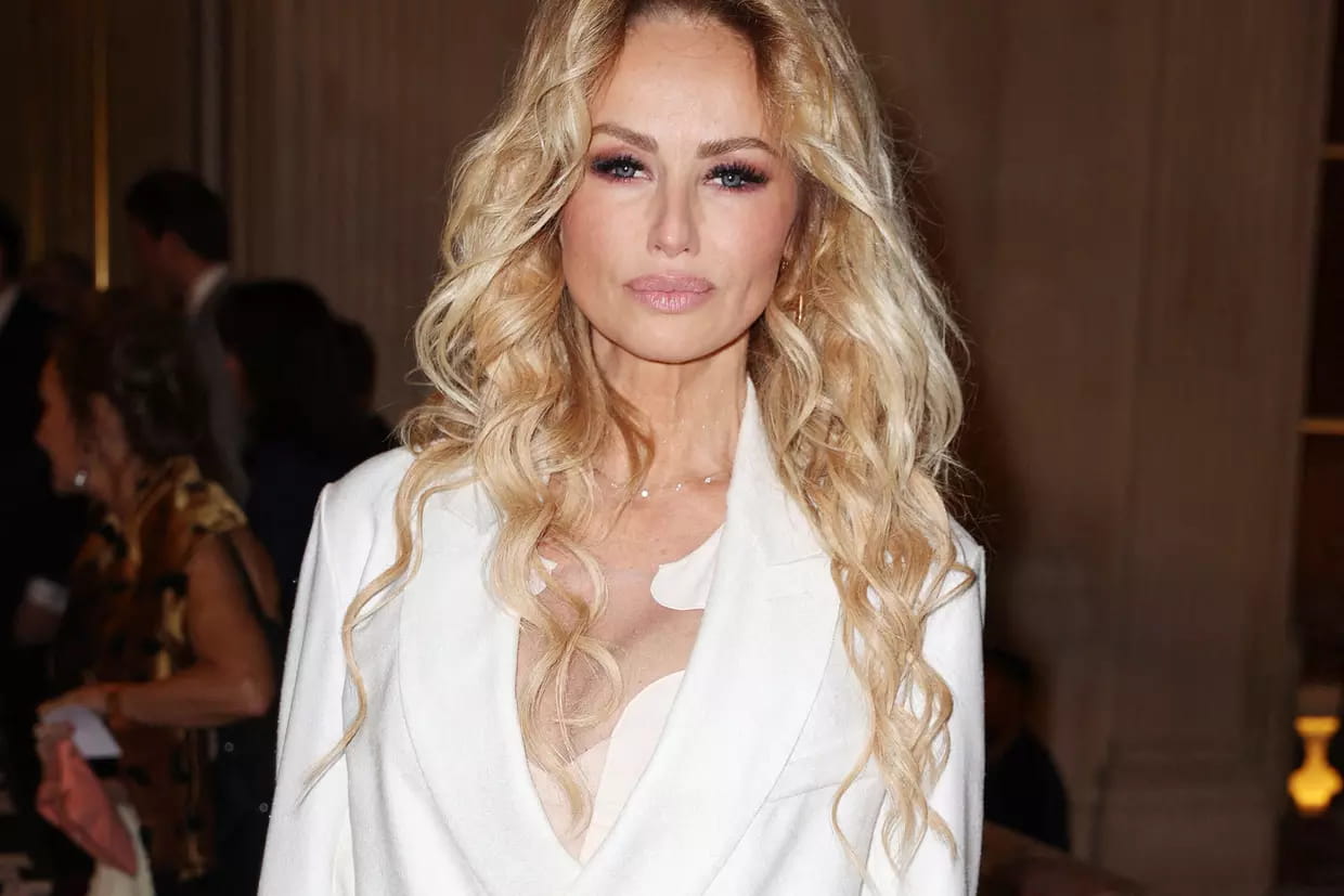 Adriana Karembeu a été violentée par son père