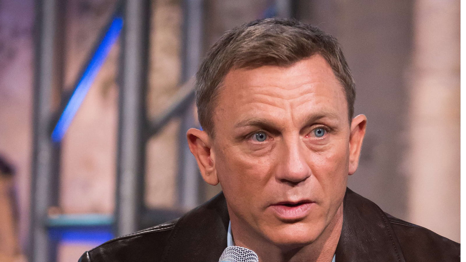 Daniel Craig 