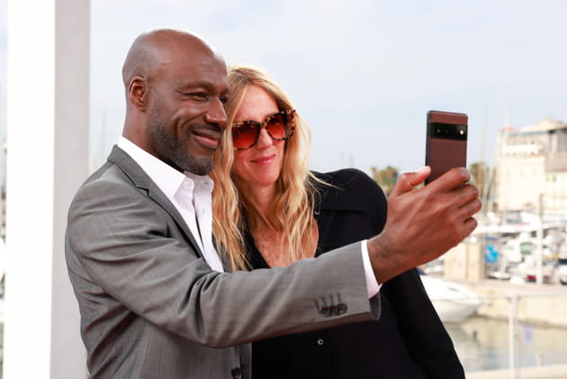 Anicet Mbida et Sandrine Kiberlain sur le plateau de T&eacute;l&eacute; Matin, le 23&nbsp;mai