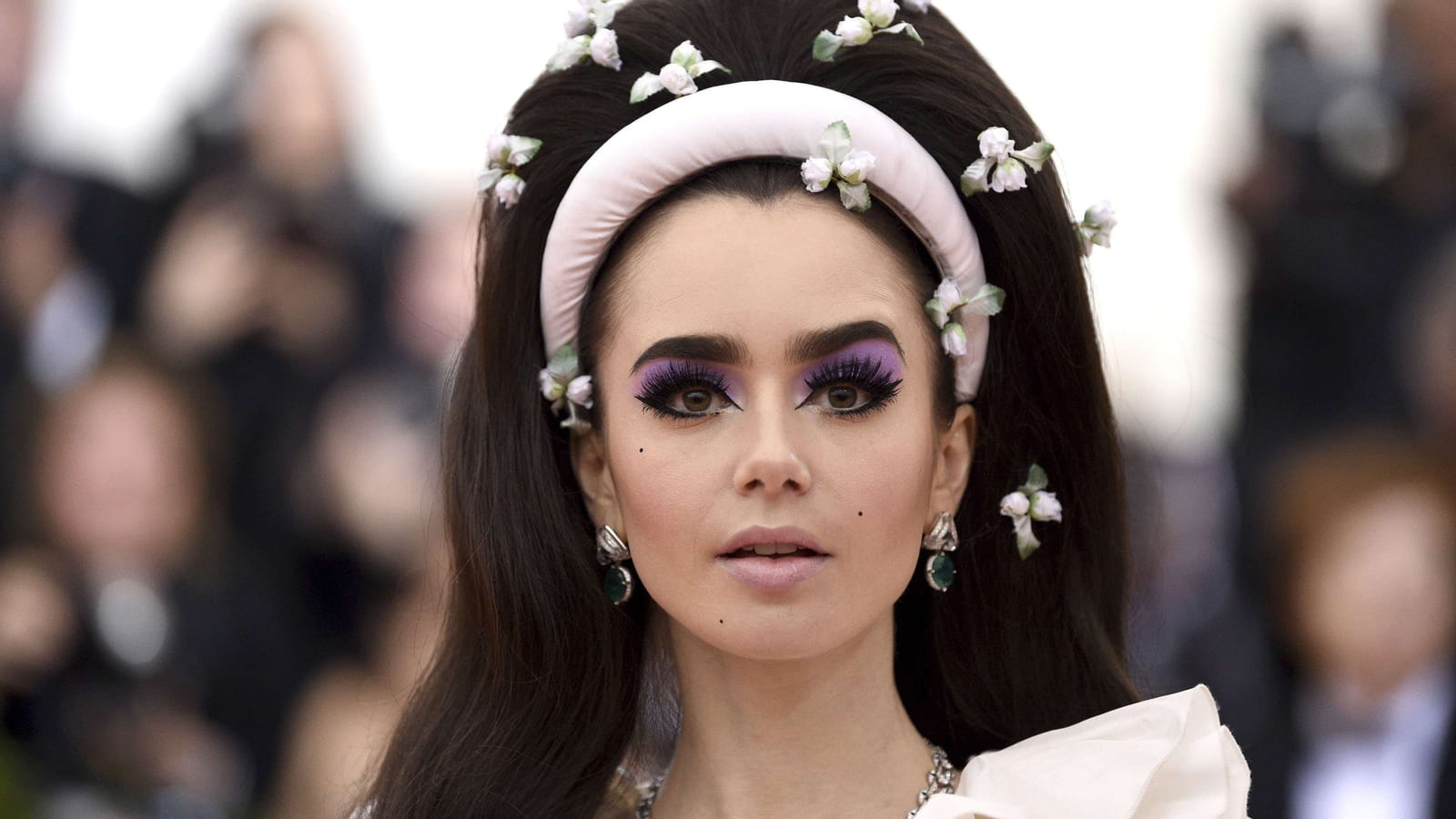 Lily Collins