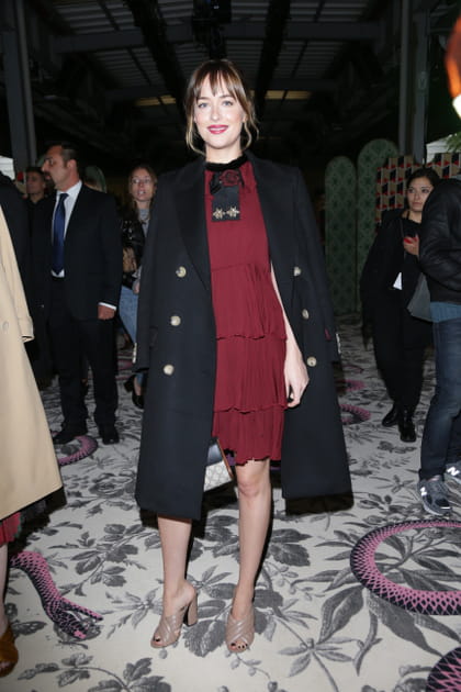 Dakota Johnson au d&eacute;fil&eacute; Gucci