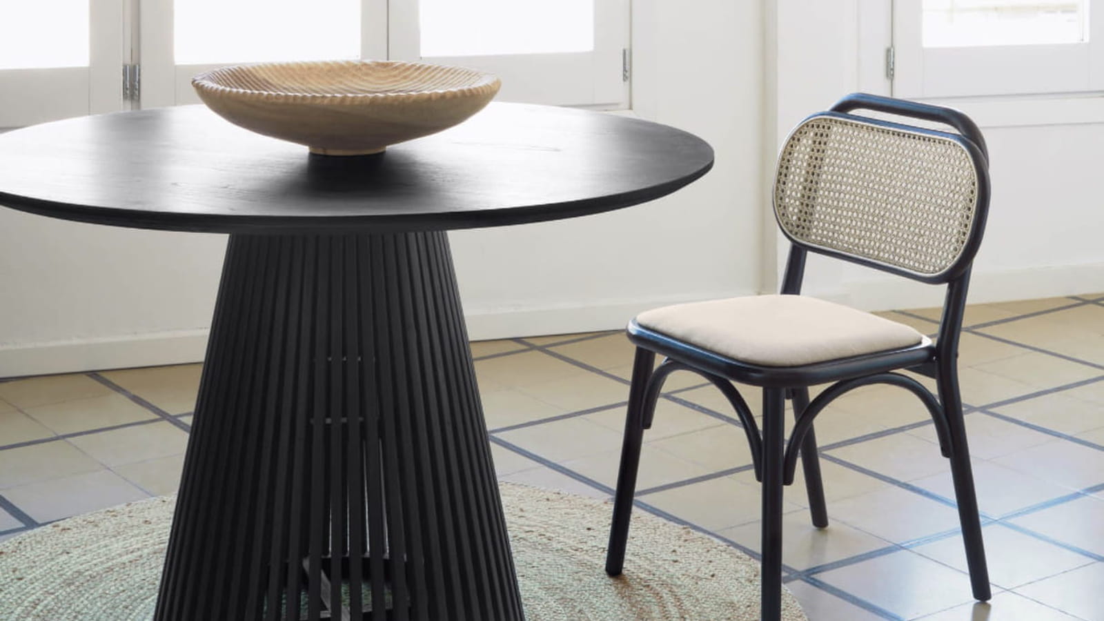 Table contemporaine