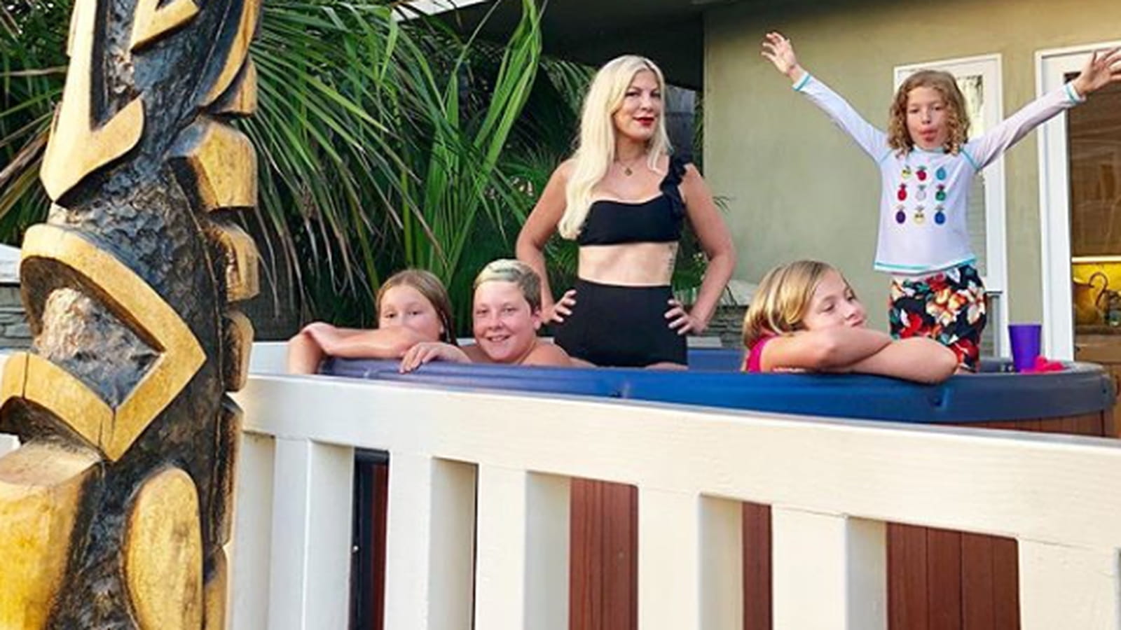 Tori Spelling 