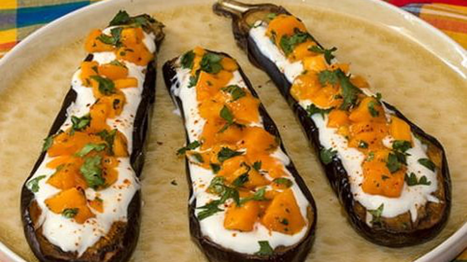 Aubergines grillées à la salsa de mangue