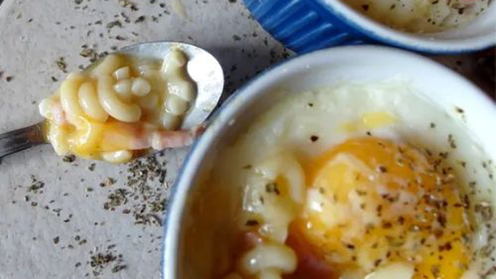 Oeuf cocotte de coquillettes
