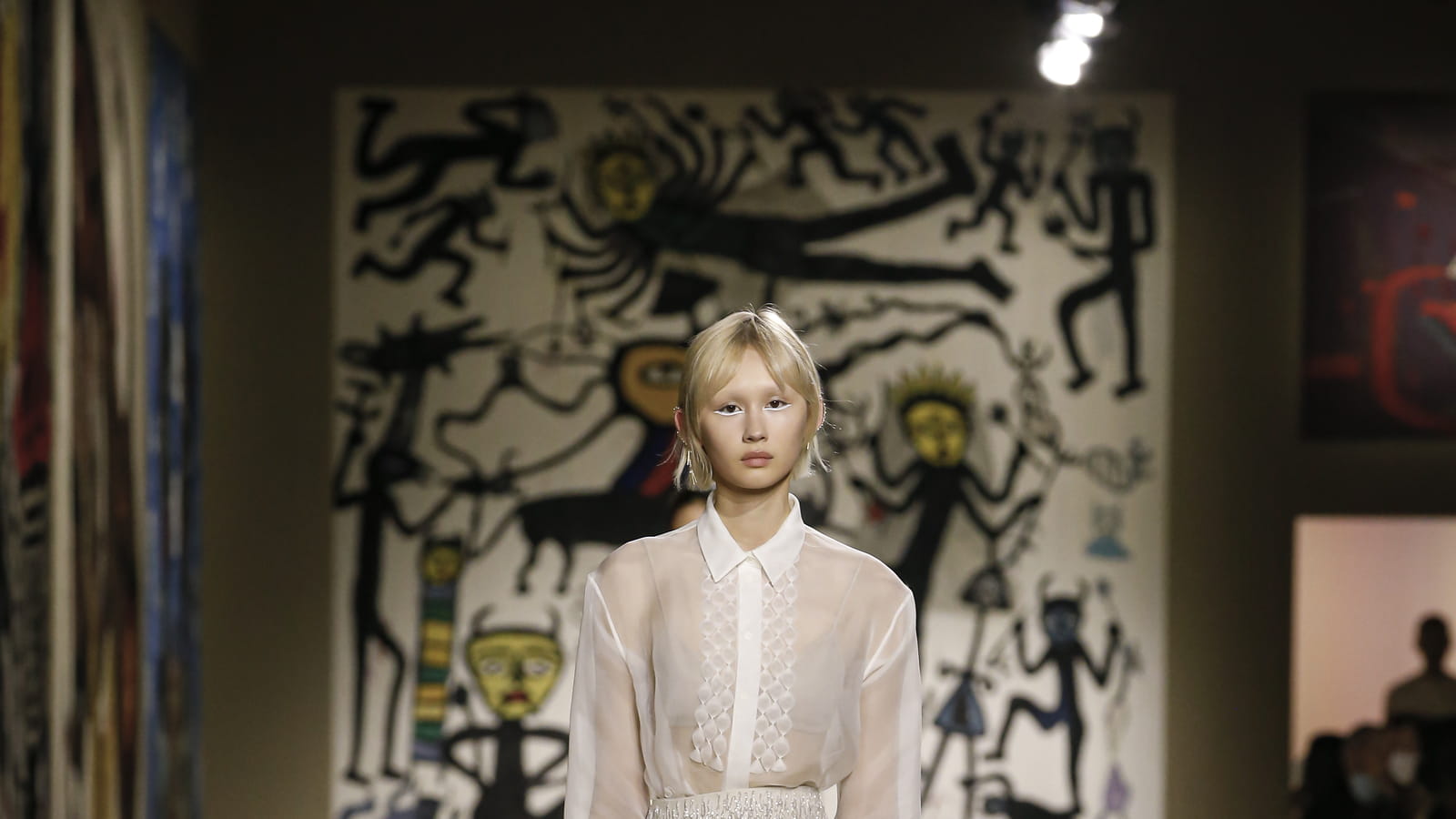 Look 7