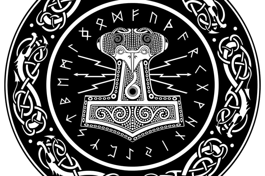Le tatouage viking au féminin : symboles et significations