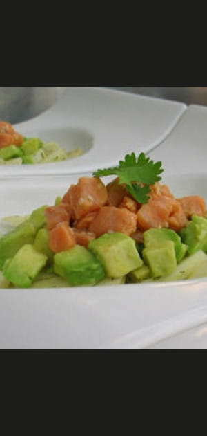 Saumon marin&eacute; fenouil et avocat