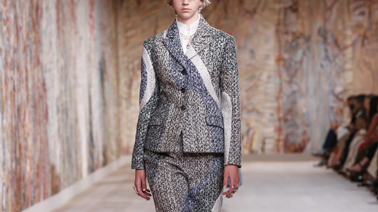 Look 52