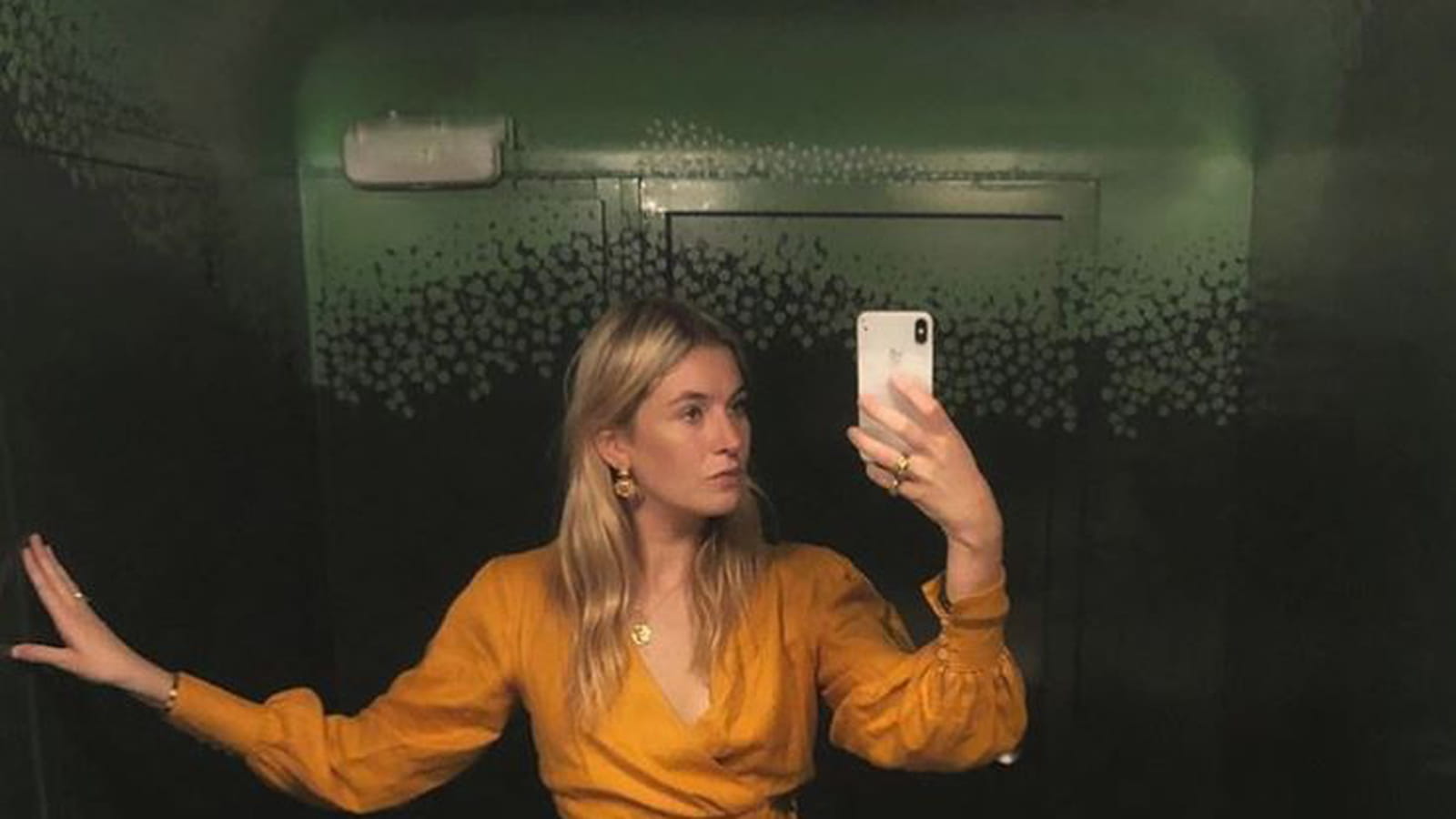 @camillecharriere