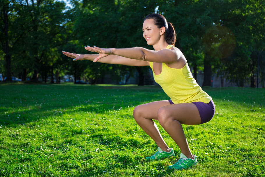 Le squat, l'exercice incontournable pour muscler cuisses et fessiers
