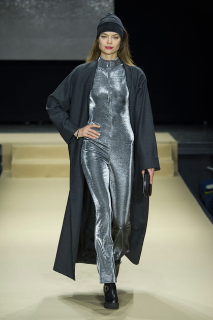 D&eacute;fil&eacute; Agn&egrave;s b.