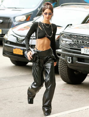 bella-hadid-string-y2k