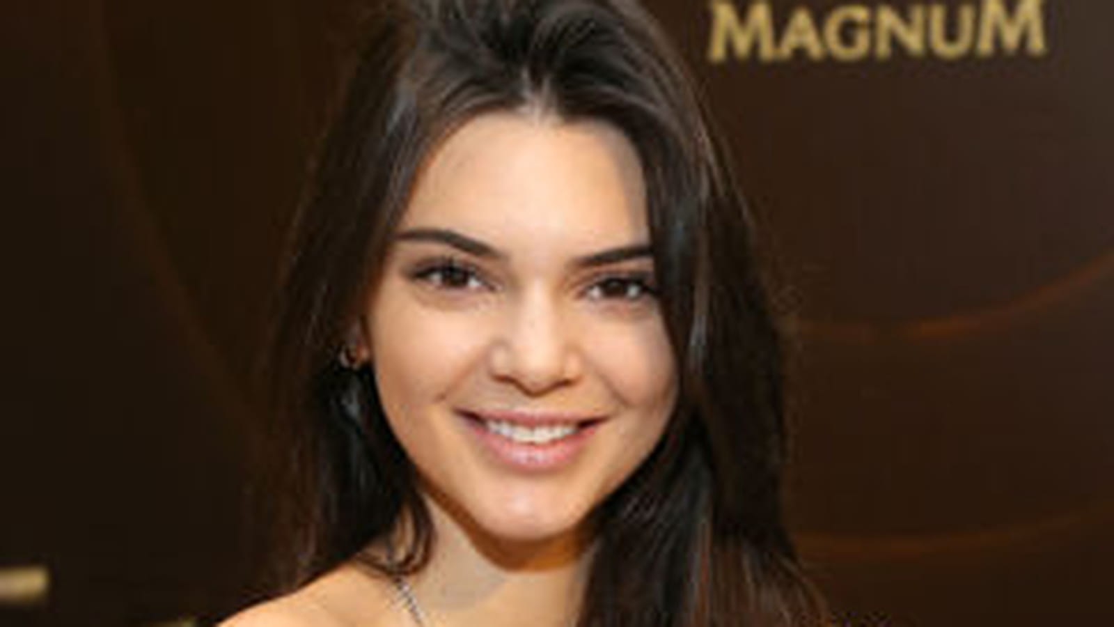 Kendall Jenner en brune