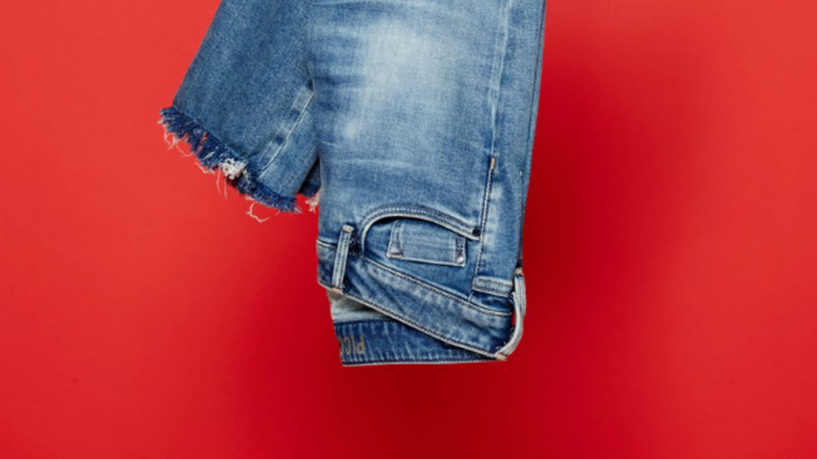 En jean, de jour comme denim