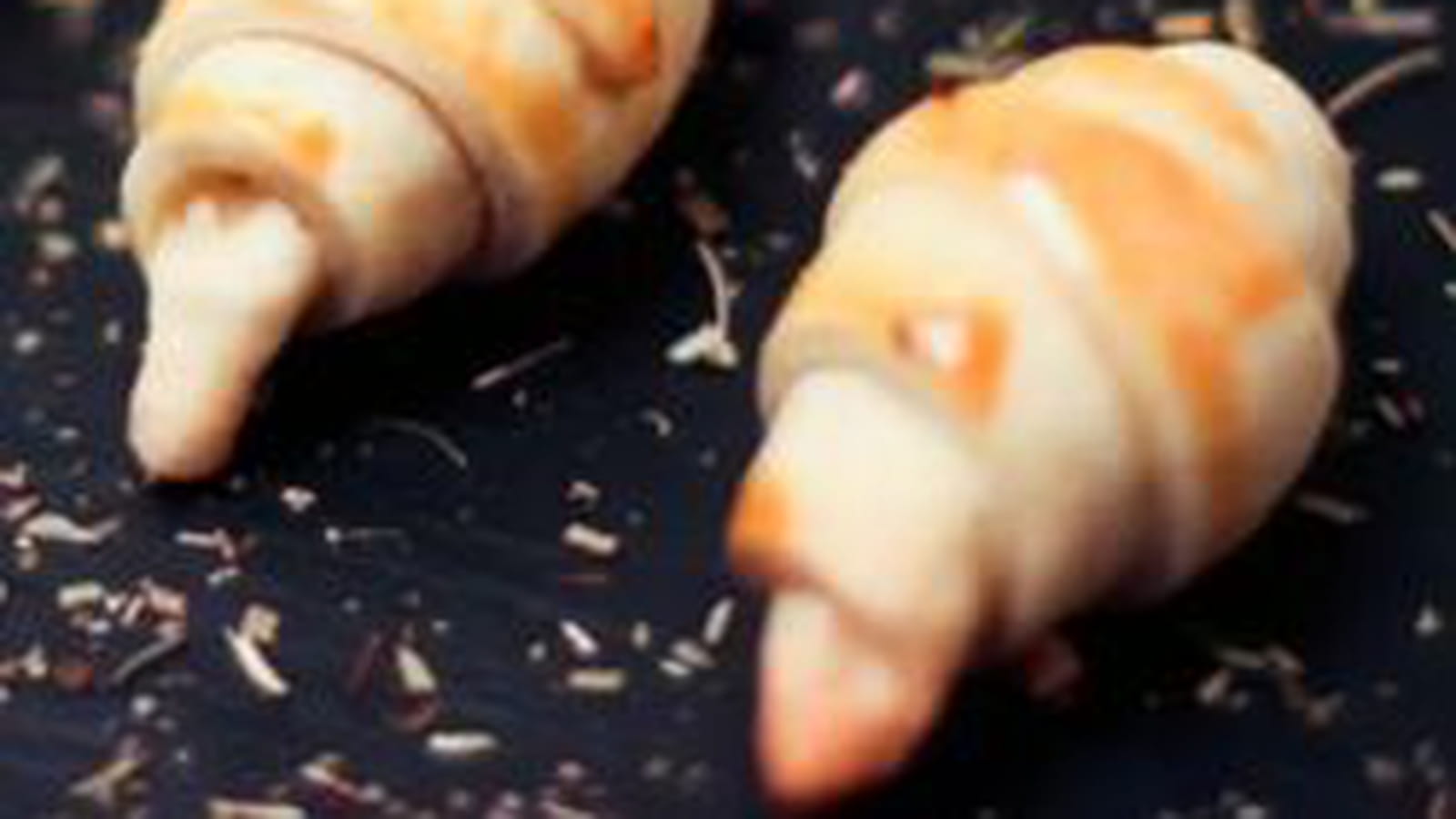 Mini croissants au saumon