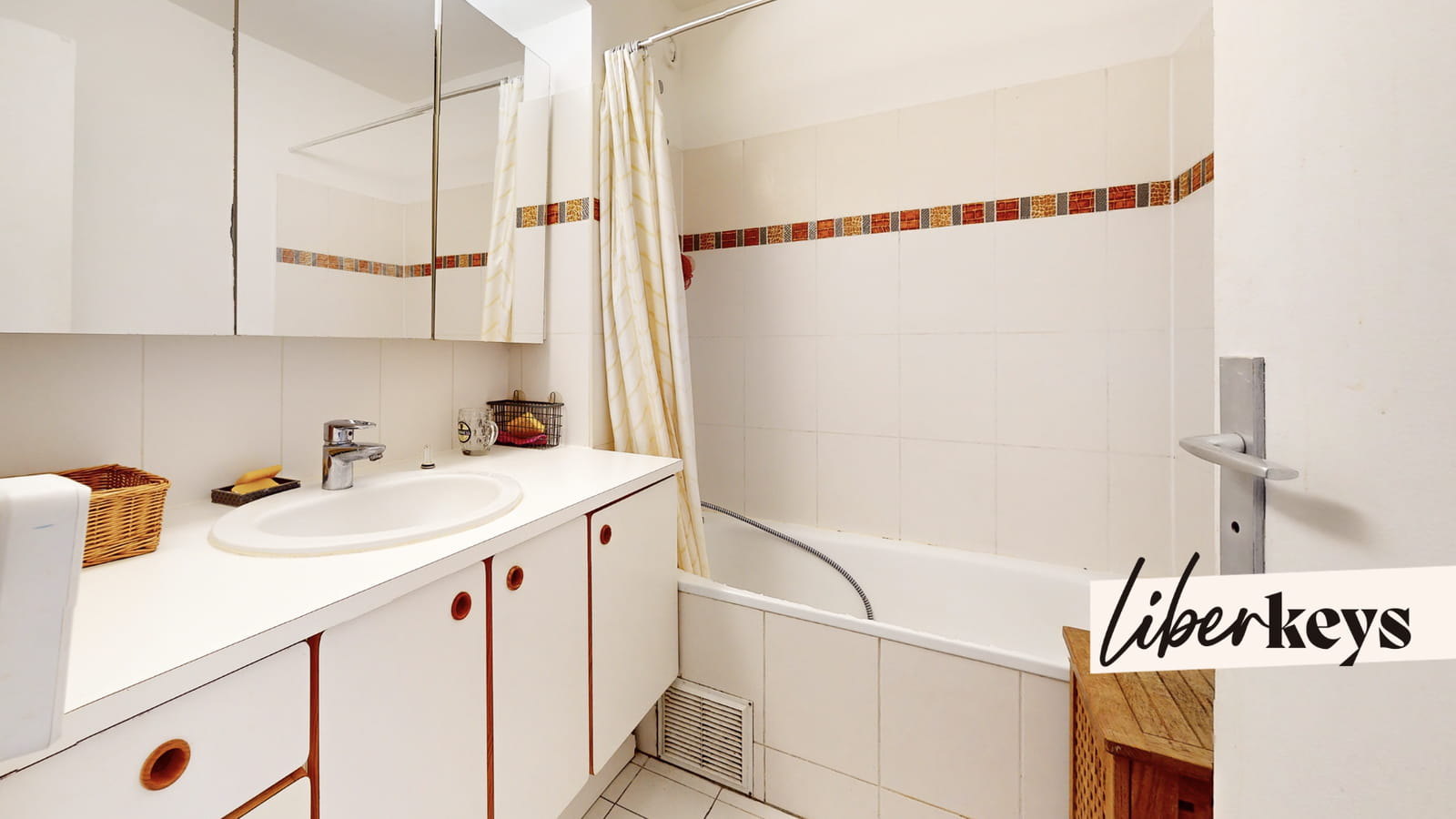 Salle de bains avant 