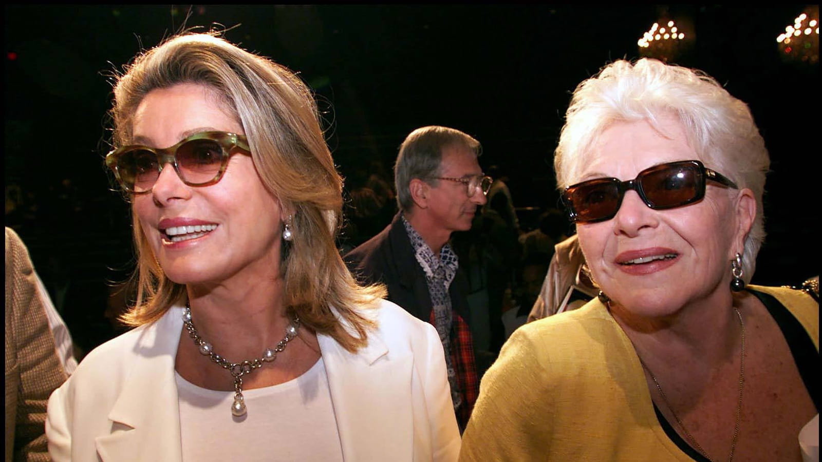Catherine Deneuve et Line Renaud en 1999