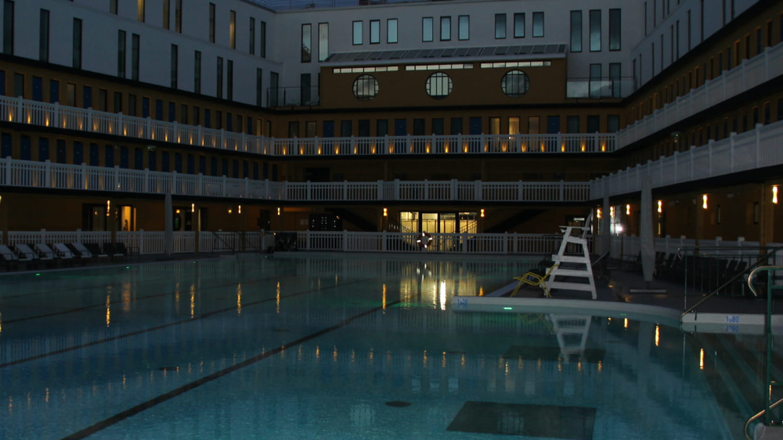 La piscine Molitor, lieu d'exception