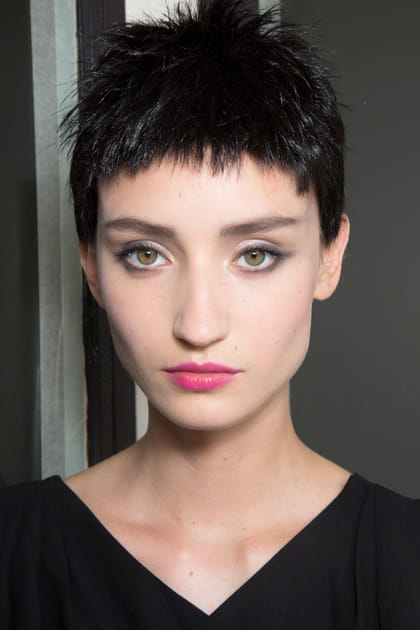 Le look Rock&rsquo;n&rsquo;Lady du d&eacute;fil&eacute; Giorgio Armani Prive