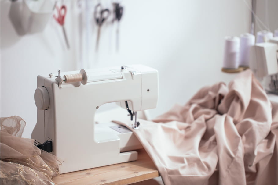 Meilleures machines à coudre : les modèles pour se (re)mettre à la couture