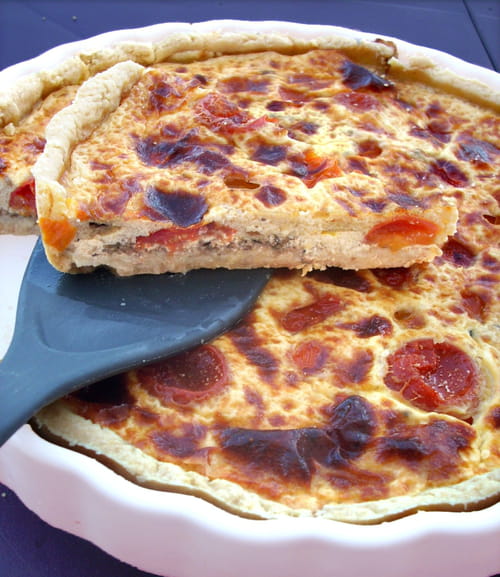 Tarte tapenade, ricotta et tomates cerises
