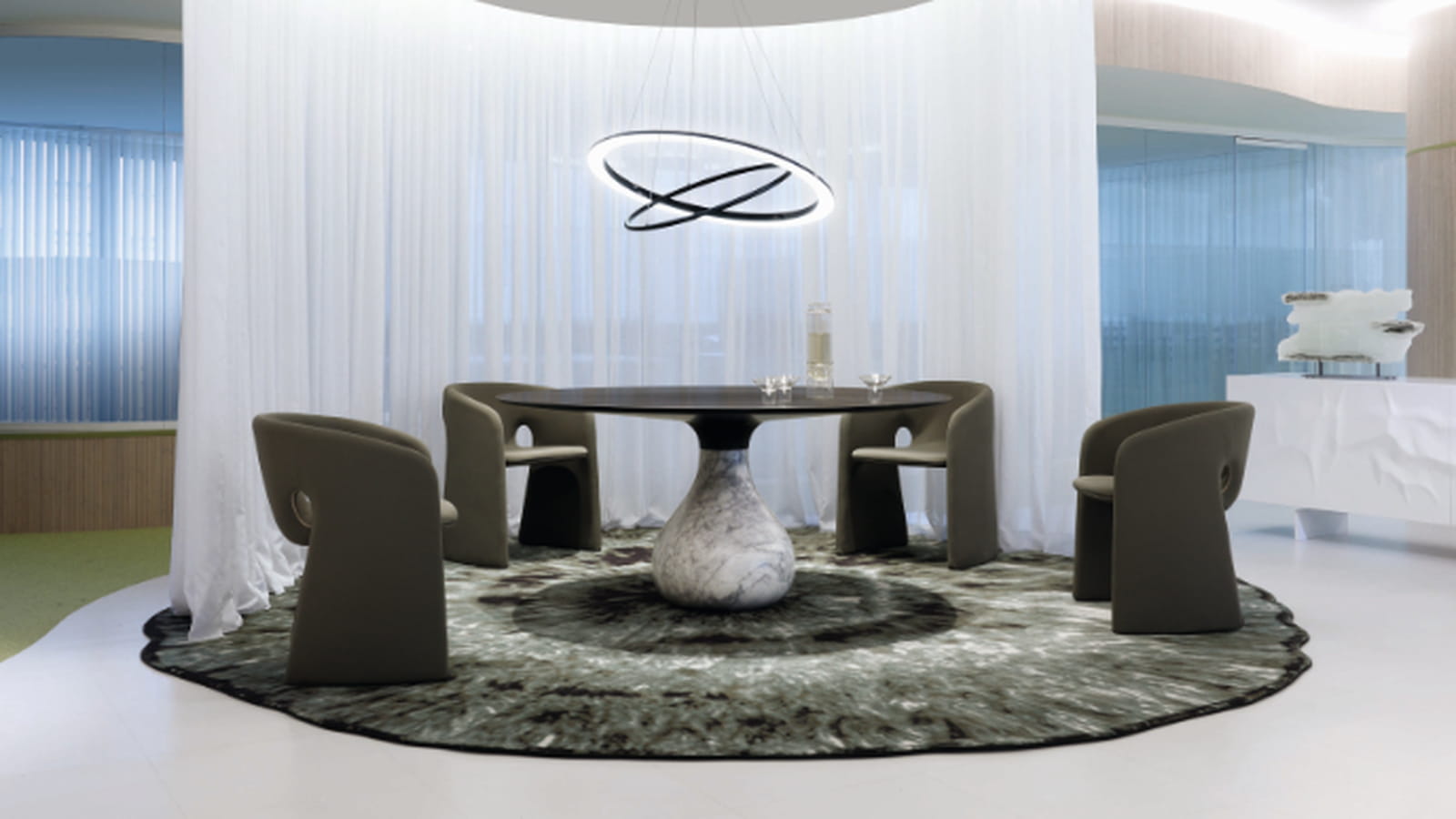 Table Aqua Roche Bobois