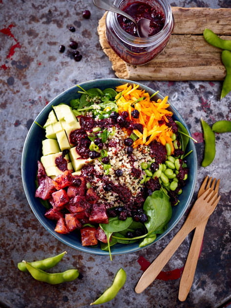 Poke Bowl aux myrtilles sauvages