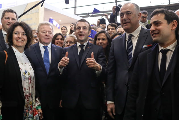Pour Emmanuel Macron, tout est "au poil"