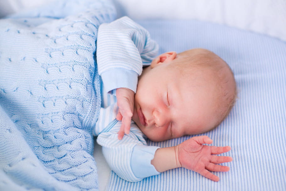 Reconnaître son enfant : reconnaissance anticipée ou tardive, délai...