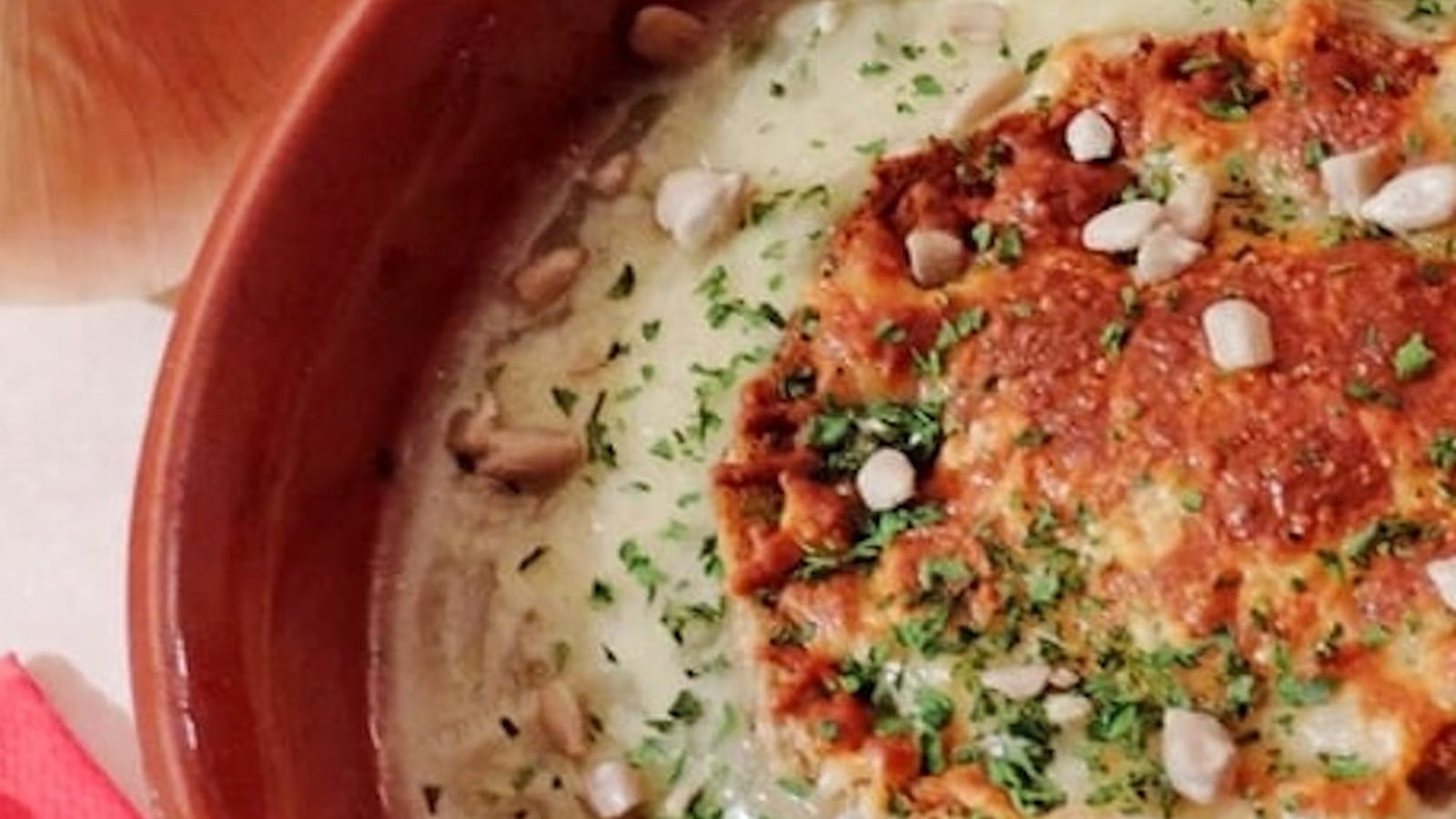 Soupe à l'oignon gratinée