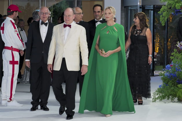 Le pr&eacute;sident de la soir&eacute;e et sa charmante &eacute;pouse