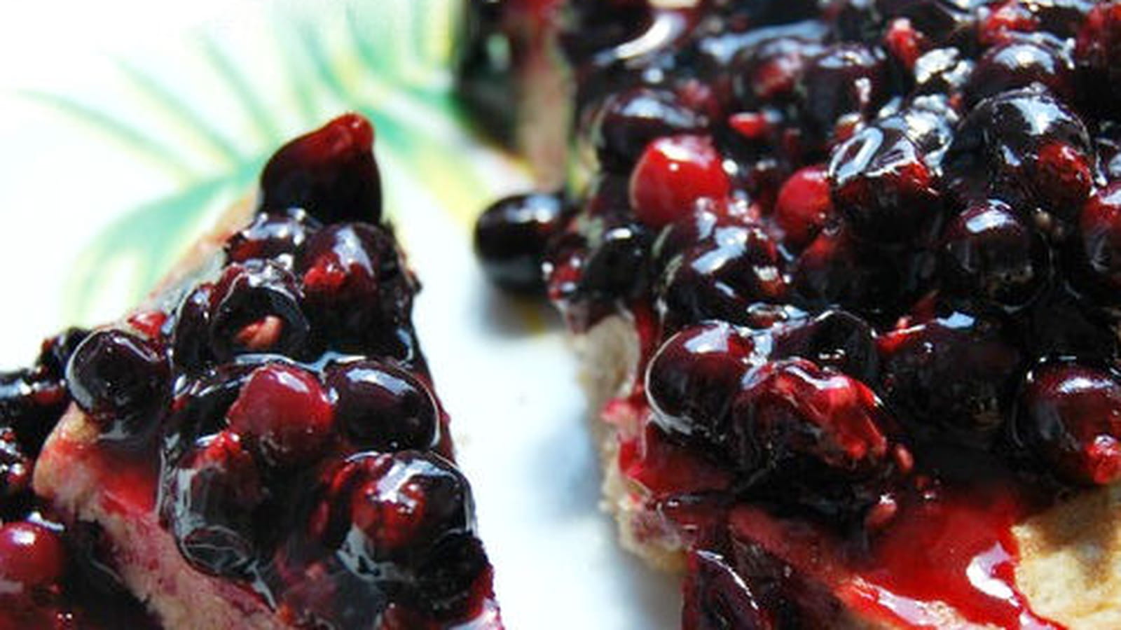 Pancakes au seigle, compotée de cassis