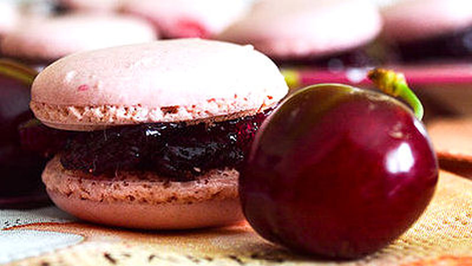 Macarons à la cerise