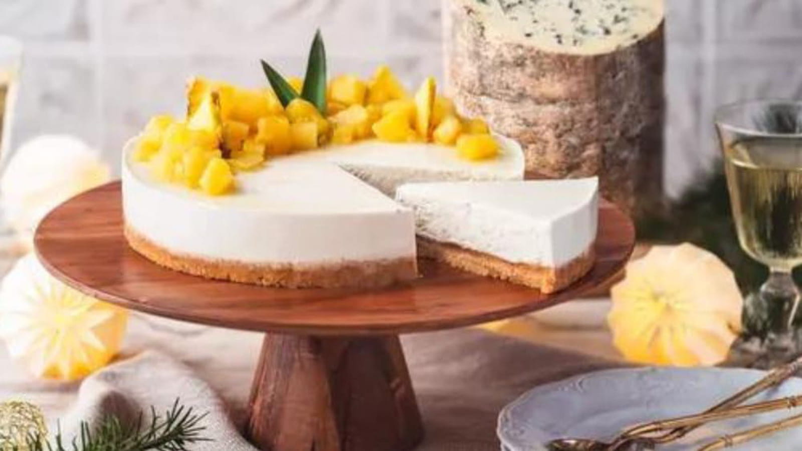 Cheesecake à l’AOP Fourme d’Ambert et sa compotée d’ananas